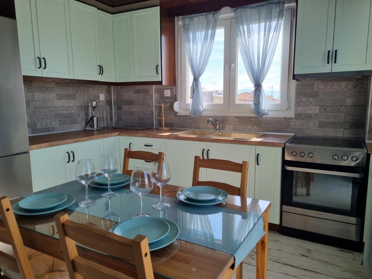 Tararas Apartments 네아 미카니오나 외부 사진