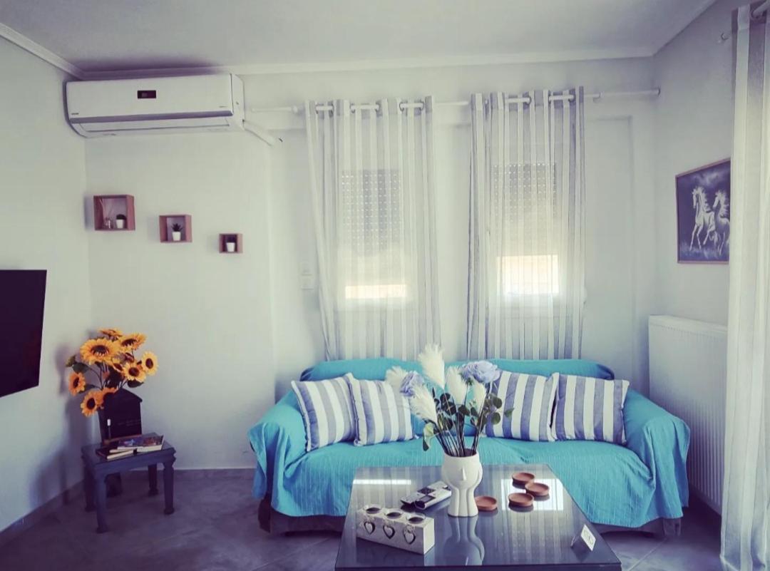Tararas Apartments 네아 미카니오나 외부 사진