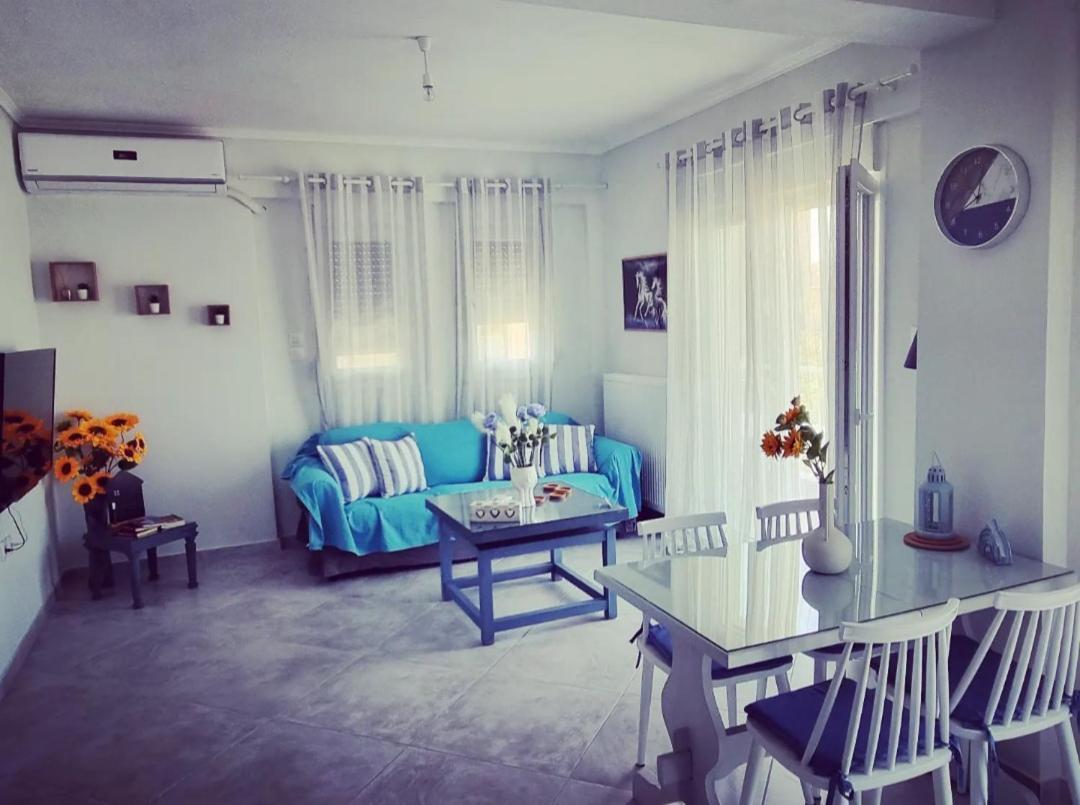 Tararas Apartments 네아 미카니오나 외부 사진